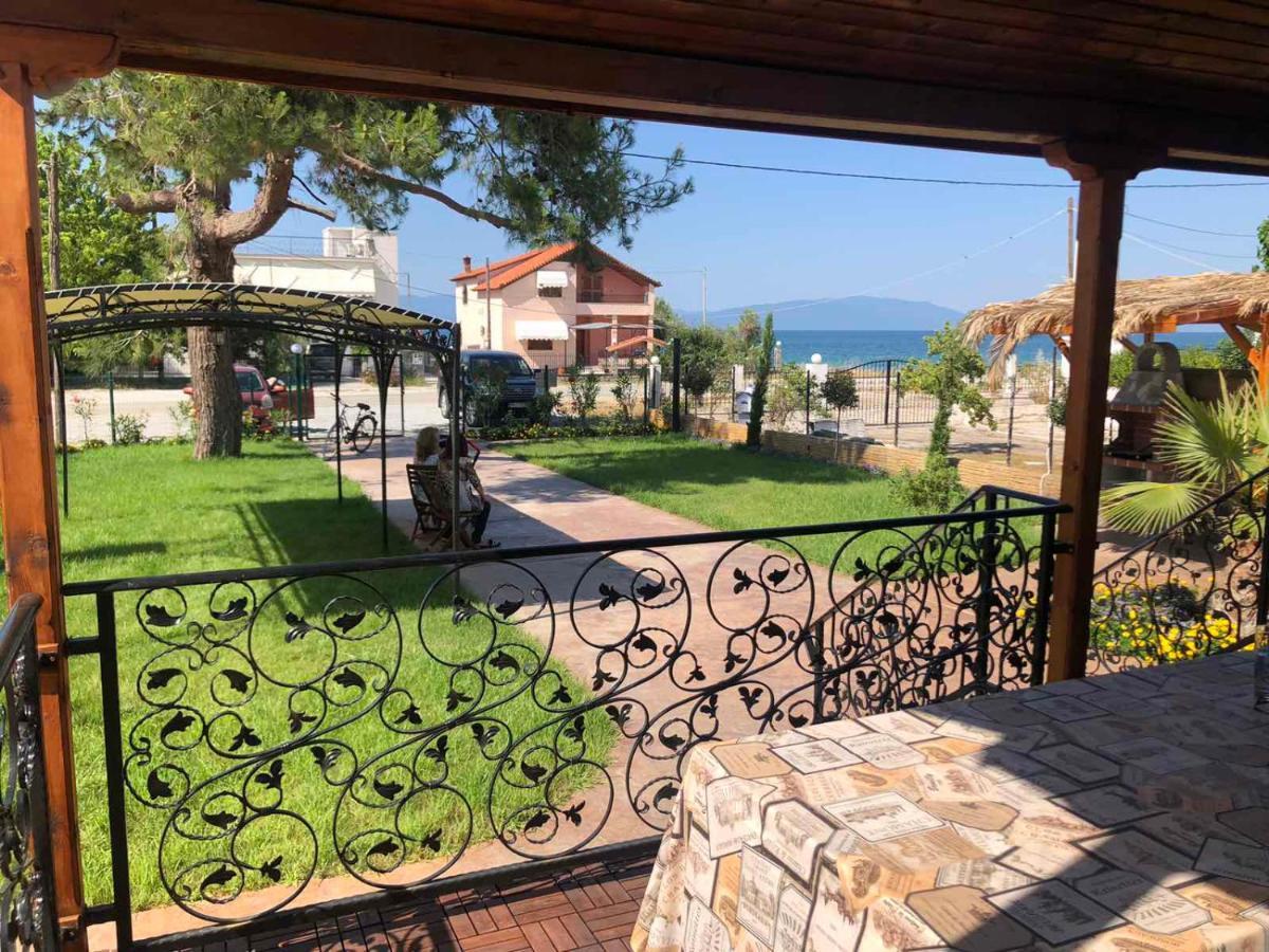 Guest House Costa 2 Karianí 外观 照片